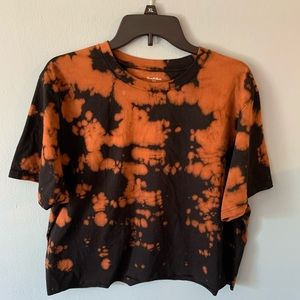 Bleached crop tshirt